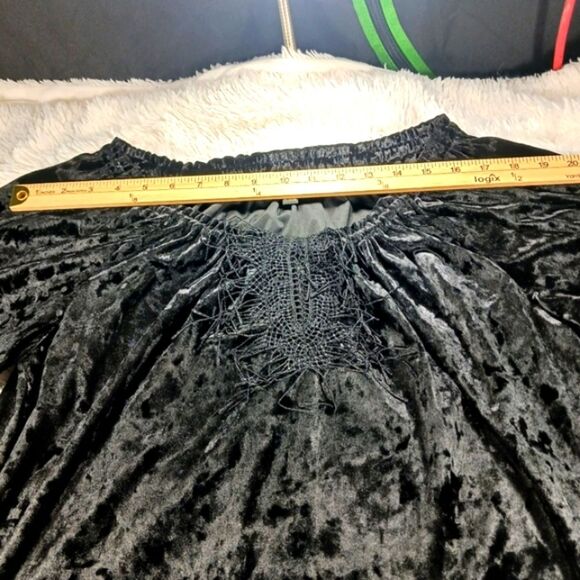 Melissa Page Black Velveteen Witchy/Goth Tunic/Top NWOT Lace/Tassel Accents. L.. - Picture 7 of 15
